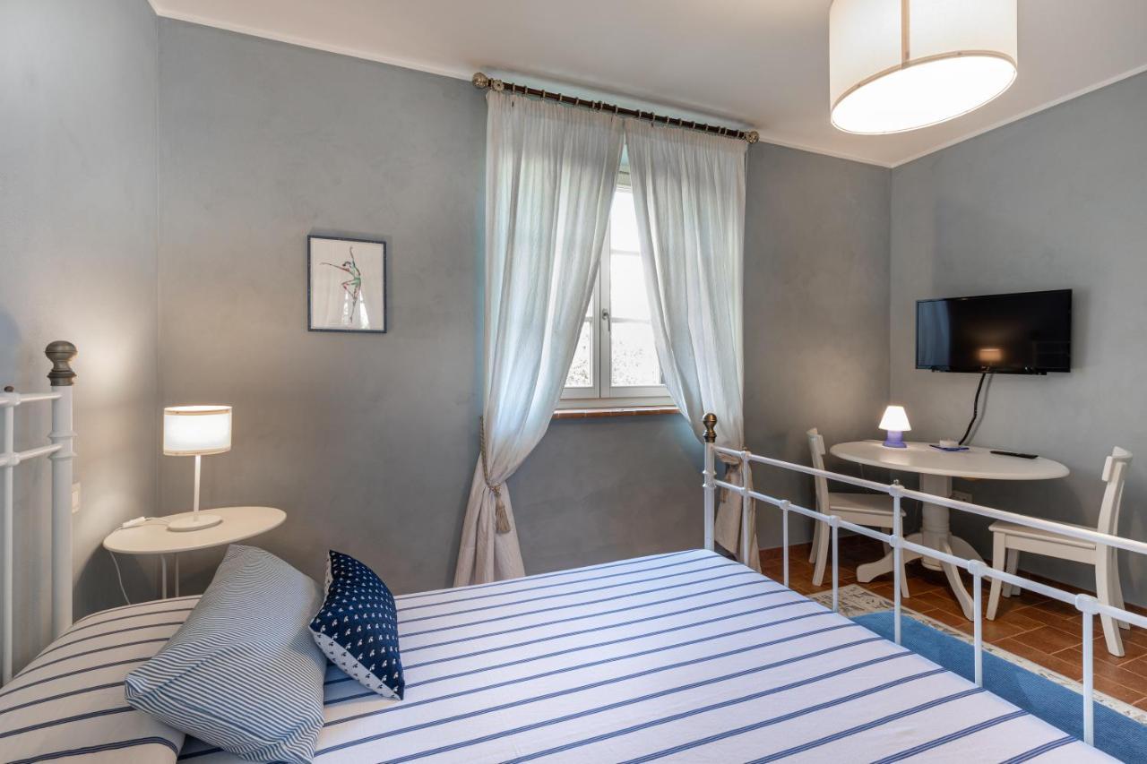Altra Meta B&B Gubbio Buitenkant foto
