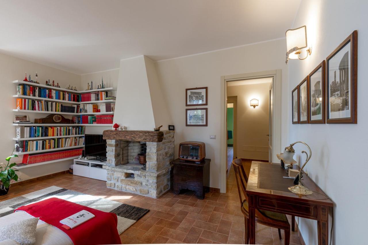 Altra Meta B&B Gubbio Buitenkant foto