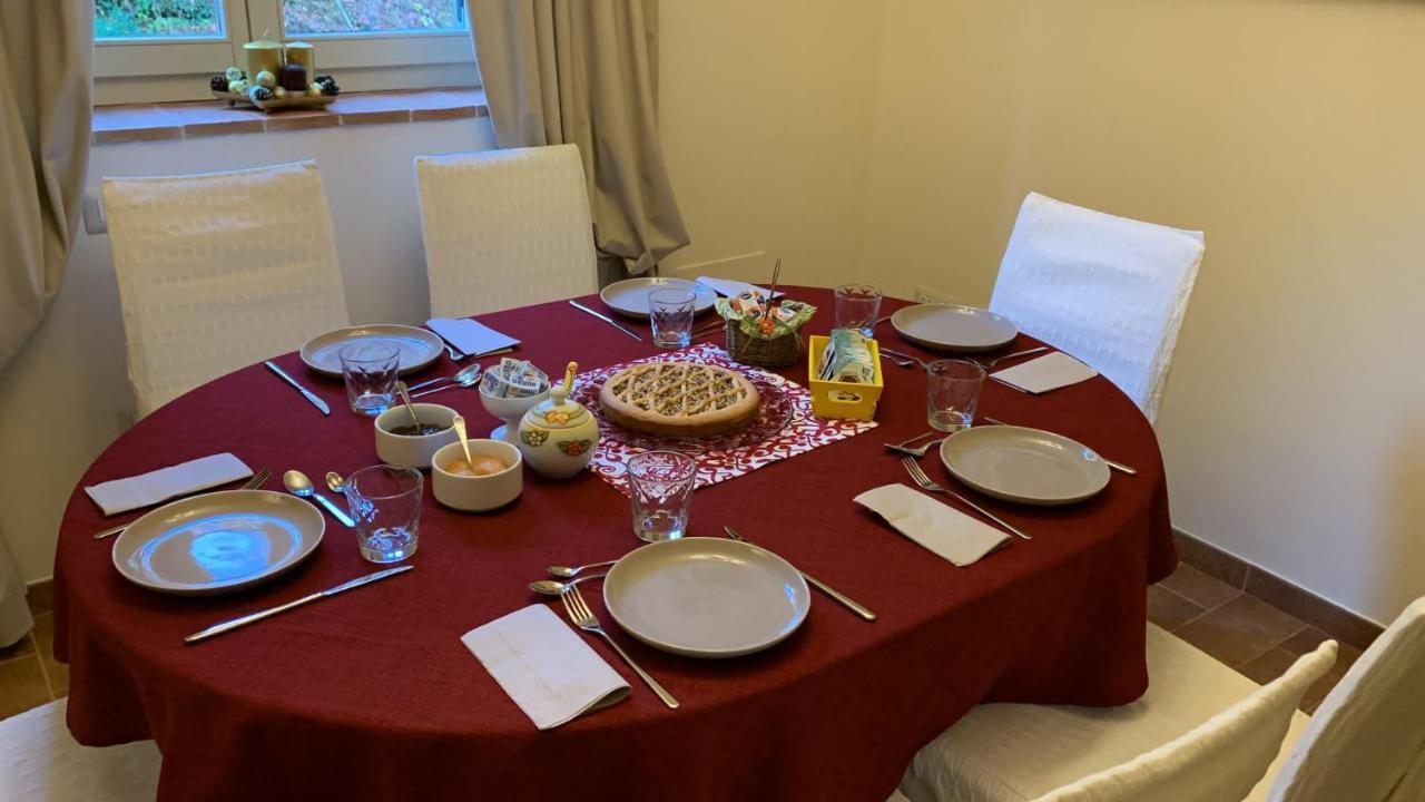 Altra Meta B&B Gubbio Buitenkant foto